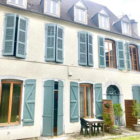 L'ambroise Apartment