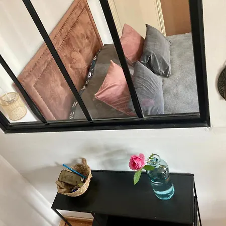 L'ambroise Apartment