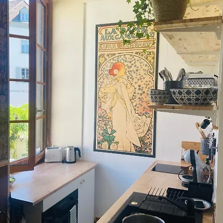 L'ambroise Apartment